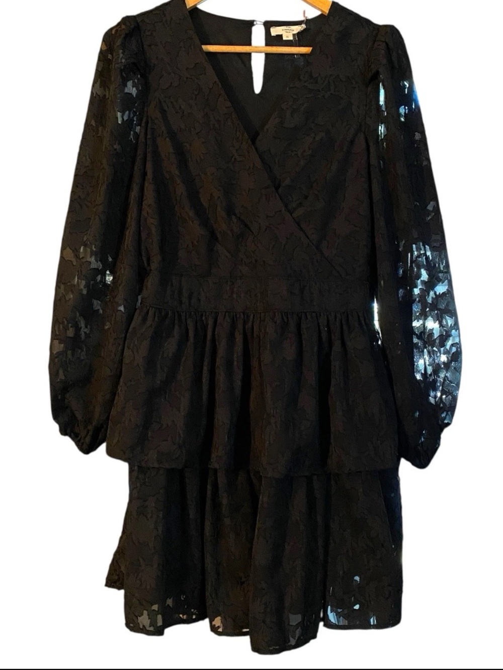 Entro Boutique Size Small Boho Lace Layered Dress Black Sheer Lace Sleeves